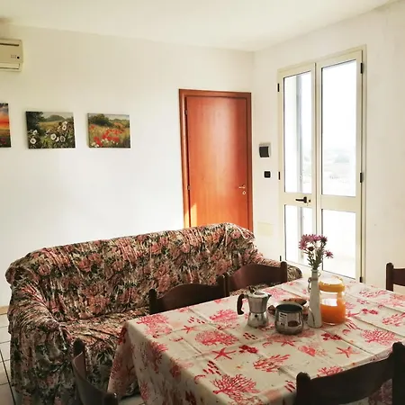 In Via Corsica, 108 -verso Sud